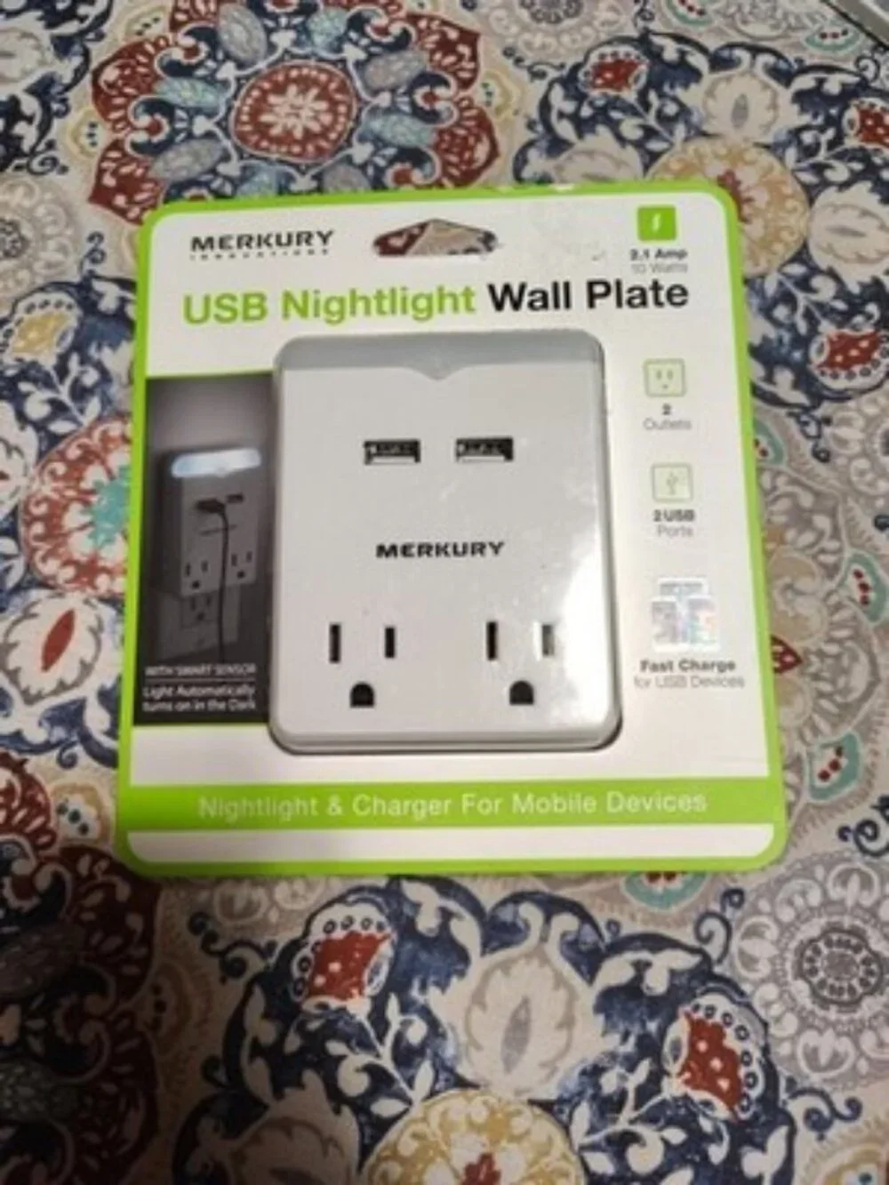 Mercury Nightlight 2-AC Outlet 2-USB Port 2.1 Amp Power Charging Station